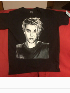 Justin Bieber concert tshirt